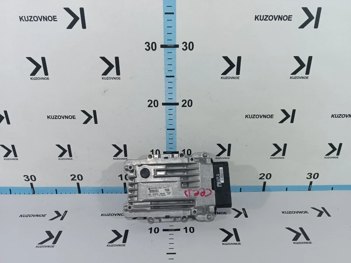 Блок управления акпп Kia Ceed 2012 JD