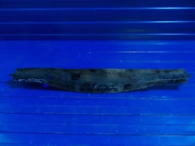 Планка под лобовое стекло (железная) Mitsubishi L200 2011 KB4T