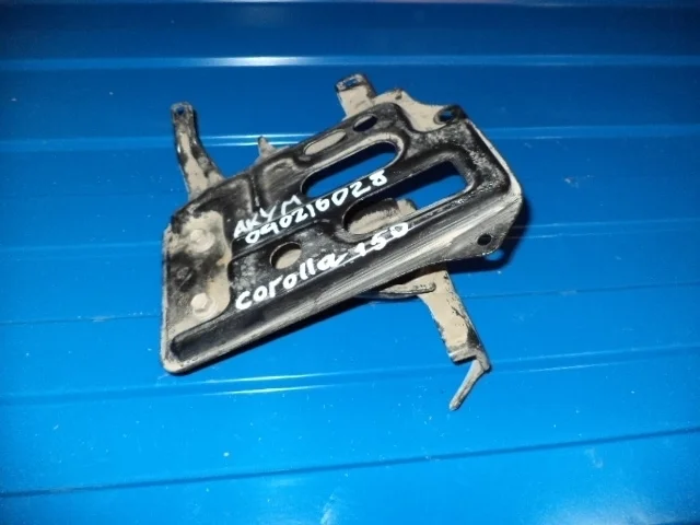 Подставка аккумулятор Toyota Corolla 2008 E150