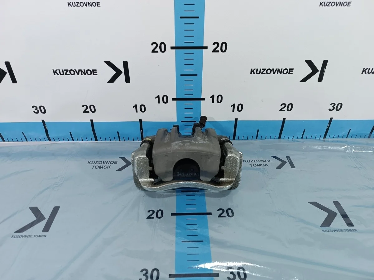 Суппорт Hyundai Santa Fe 2012 DM