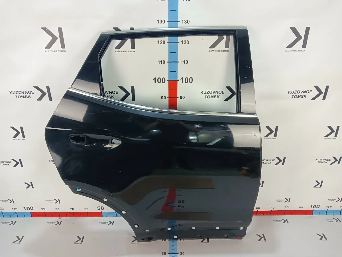 Дверь Hyundai Santa Fe 2012 DM