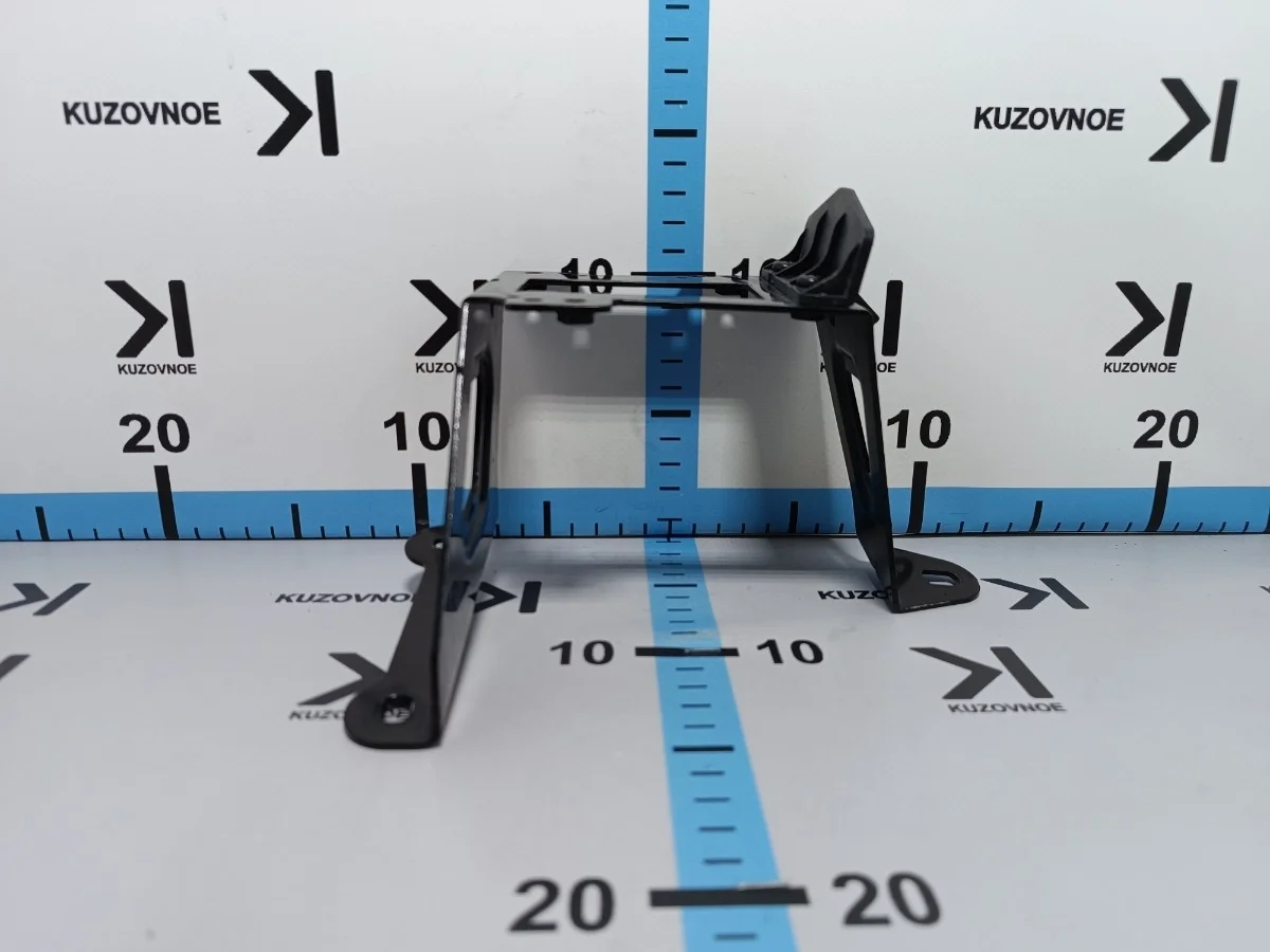 Кронштейн Hyundai Elantra Avante 2020 CN7