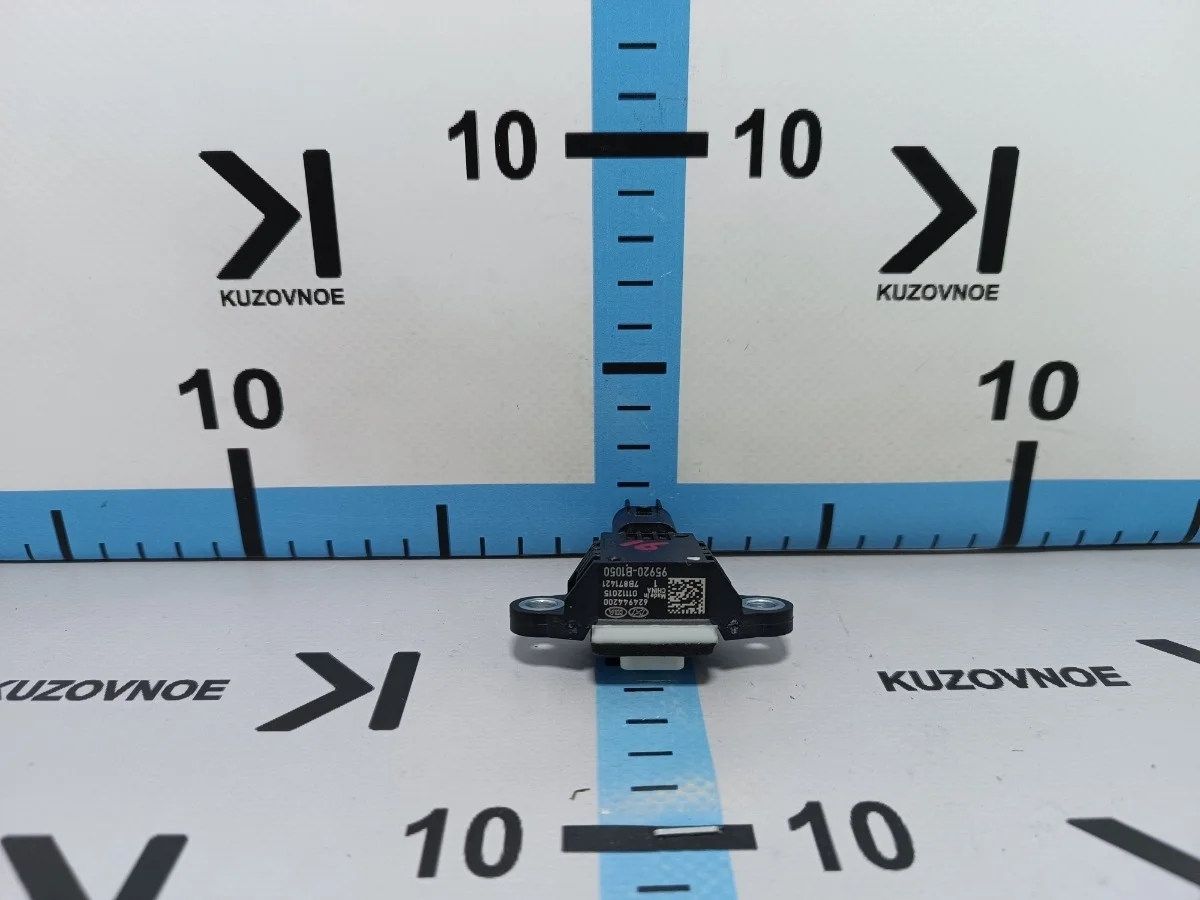 Датчик air bag Kia Sorento 2015 UM