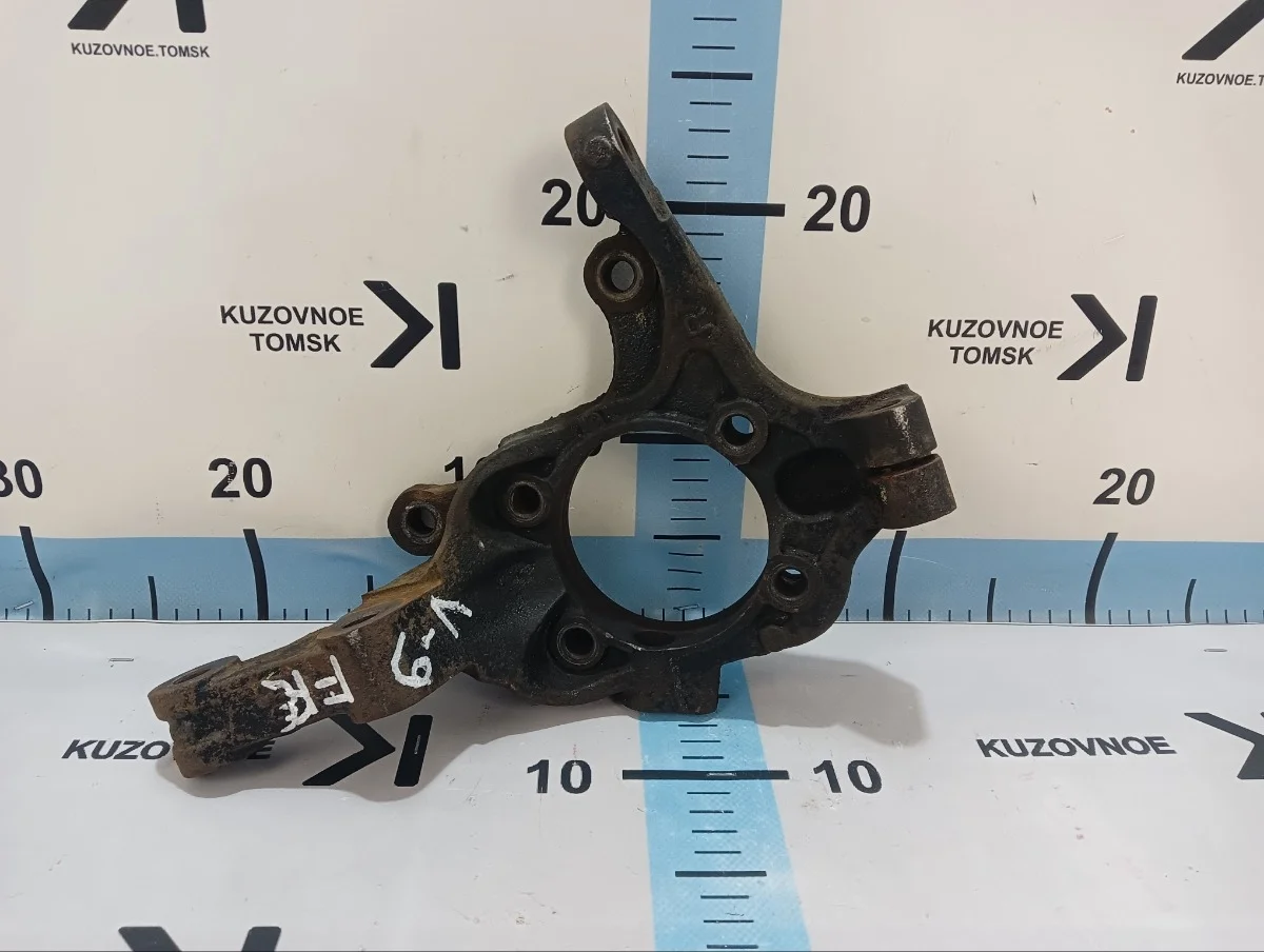 Кулак поворотный Kia Sorento 2014 XM