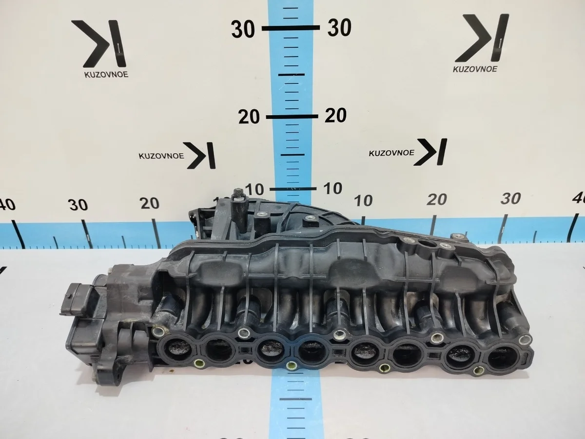 Коллектор впускной Kia Carnival 2017 YP