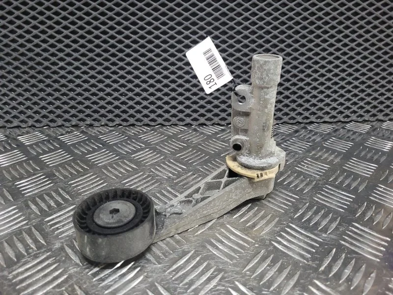 Натяжитель ремня генератора Peugeot 308 5d 5751G9 EP6CDT