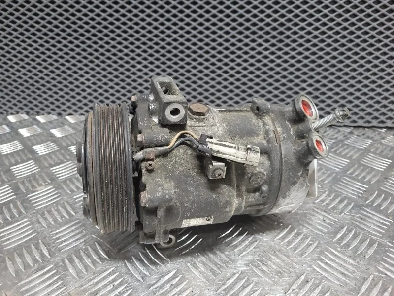 Компрессор кондиционера Opel Vectra C 13171593 L69 Z19DT