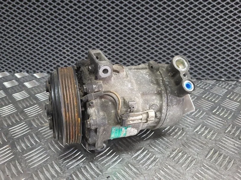 Компрессор кондиционера Opel Vectra C 13208187 L69 Z18XER