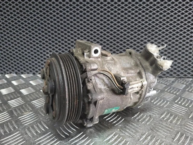 Компрессор кондиционера Opel Vectra C 13217307 L69 Z18XER