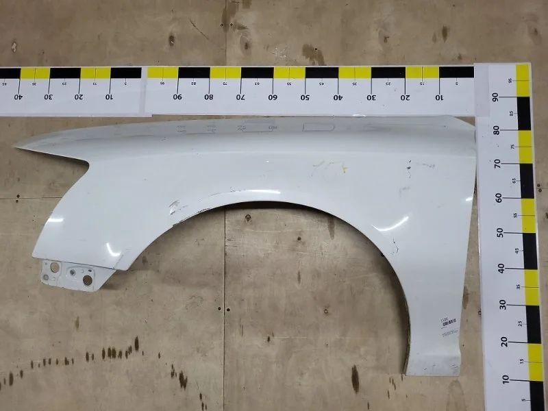 Крыло Audi A6 2010 4F0821103F C6 CAJ 3.0, переднее левое
