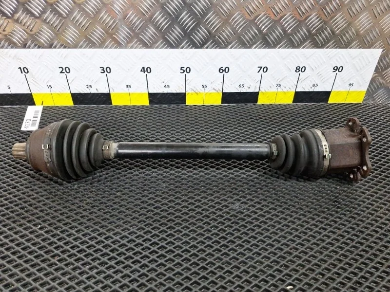 Привод Audi A8 2009 4E0407271P D3 BVJ 4.2, передний левый