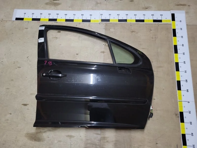 Дверь в сборе Peugeot 207 9004X8 EP6C, передняя правая
