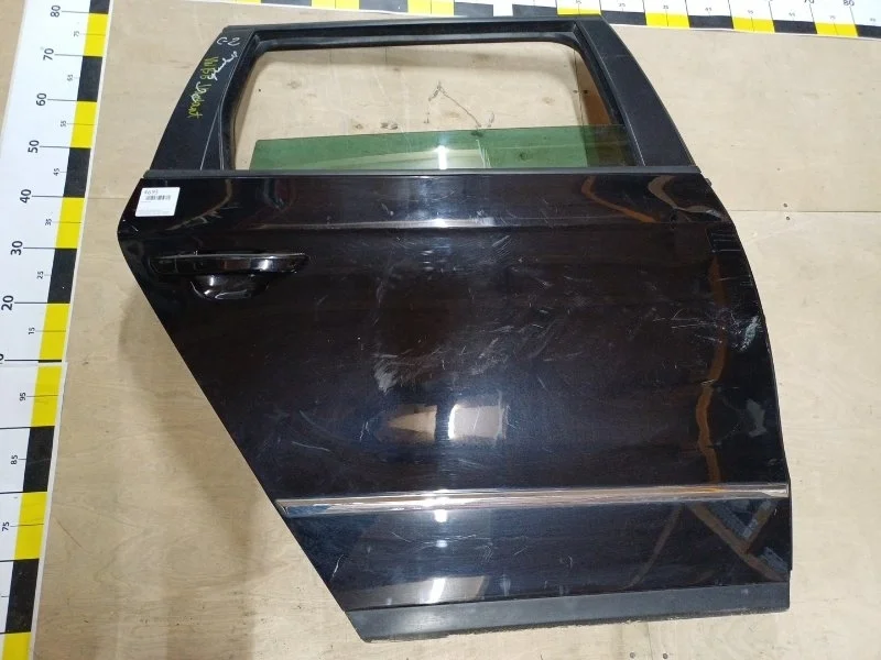 Дверь Volkswagen Passat Variant 2010 3C9833056F B6 VARIANT CDA 1.8T, задняя правая