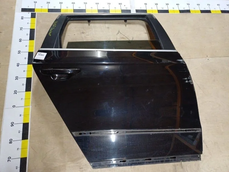Дверь Volkswagen Passat Variant 2010 3C9833056F B6 VARIANT CDA 1.8T, задняя правая