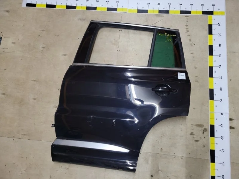 Дверь Volkswagen Tiguan 2012 5N0833055A 5N CCZ 2.0T, задняя левая