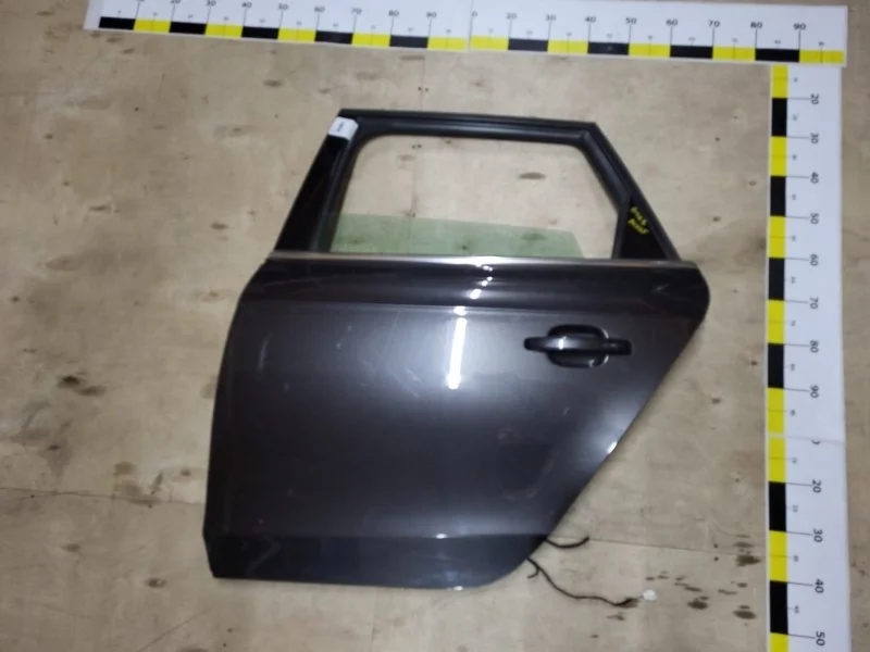 Дверь Audi A4 2013 8K9833051D B8 CDN 2.0T, задняя левая