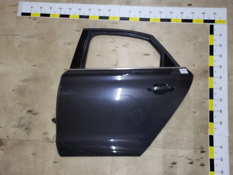 Дверь Audi A8 2011 4H0833051C D4 CDR 4.2, задняя левая