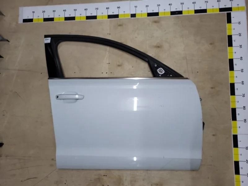 Дверь Audi A6 2011 4G0831052 C7 CHV 2.8, передняя правая