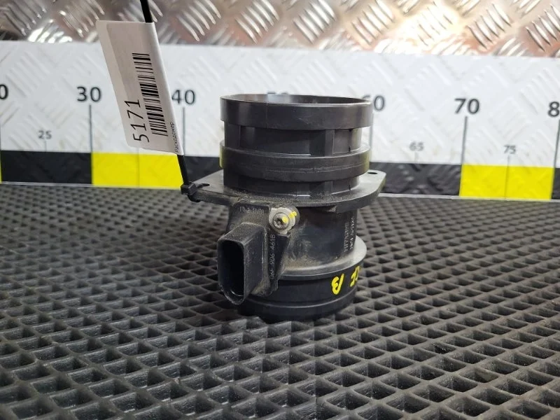 Расходомер Volkswagen Passat CC 2013 06J906461D B6 CDA 1.8T