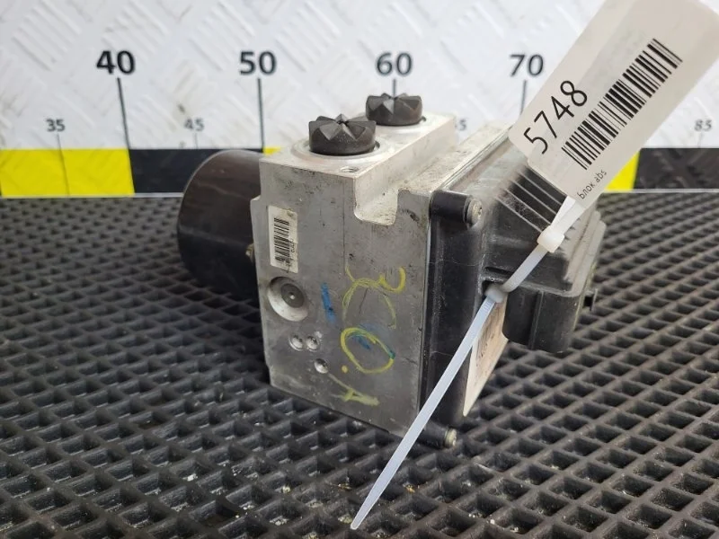 Блок ABS Volkswagen Passat 2007 3C0614109A B6 BWA 2.0T