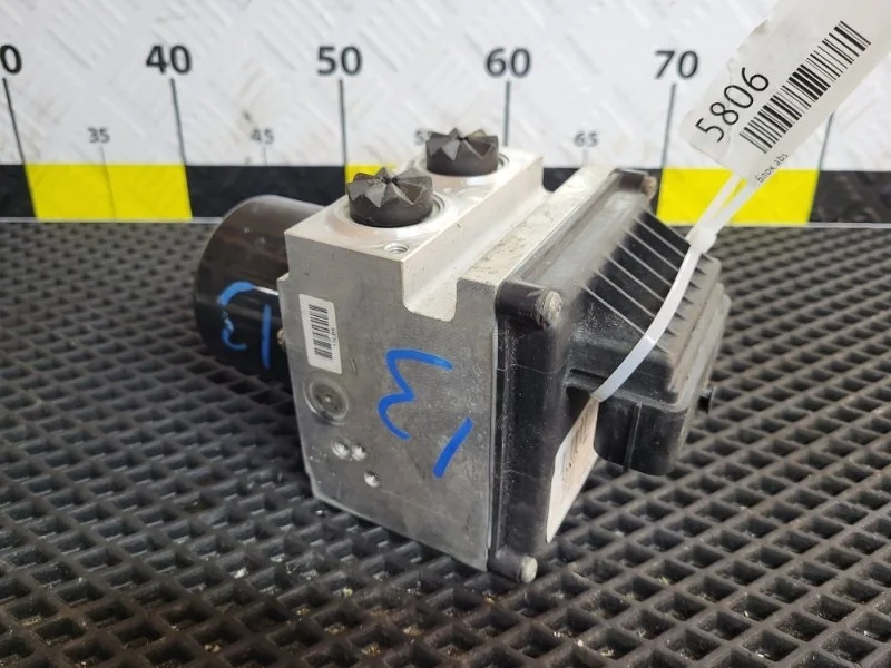 Блок ABS Volkswagen Passat 2007 3C0614109D B6 BWA 2.0T