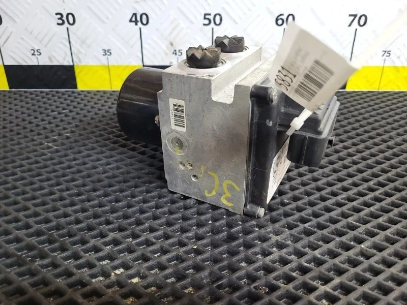 Блок ABS Volkswagen Passat 2007 3C0614109AF B6 BWA 2.0T