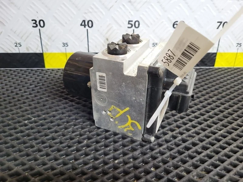 Блок ABS Volkswagen Passat 2007 3C0614109P B6 BWA 2.0T