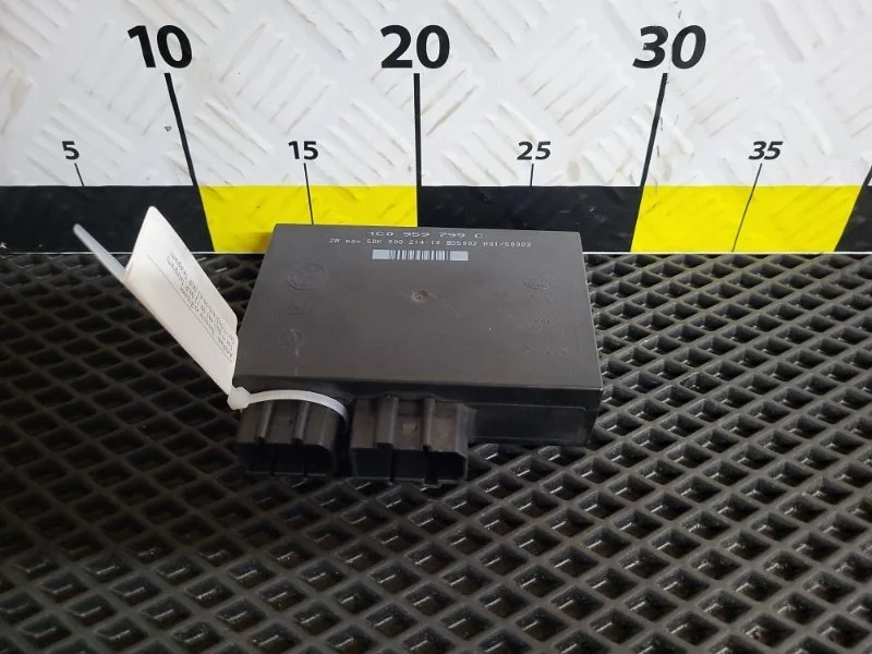 Блок комфорта Volkswagen Golf 2002 1C0959799C 1J AUM 1.8T