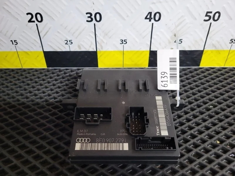 Блок комфорта Audi A4 2006 8E0907279L B7 BWE 2.0T