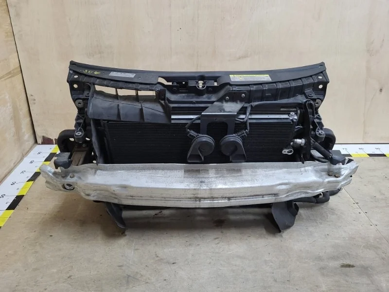 Передняя панель/ телевизор Audi A6 2010 4F0805594D C6 CAJ 3.0