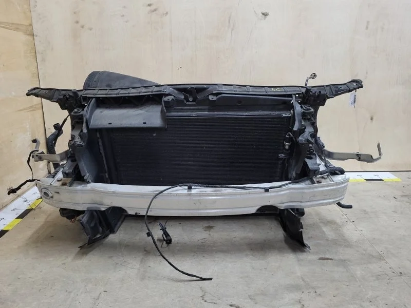 Передняя панель/ телевизор Audi A6 2011 4G0805594C C7 CHV 2.8