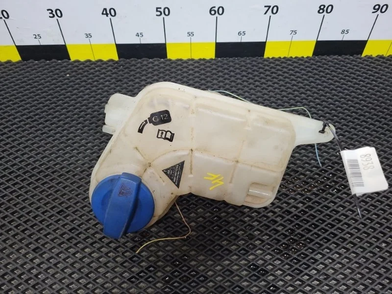 Бачок расширительный Audi A6 2010 4F0121403N C6 CAJ 3.0