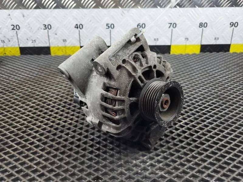 Генератор Chevrolet Captiva 2013 13588329 C140 LE9