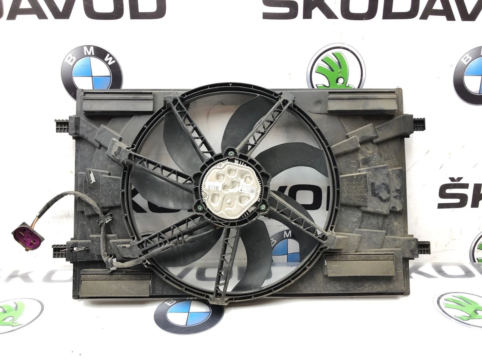 Вентилятор охлаждения радиатора Skoda Octavia 2015 5Q0121203CN A7 (5E) 2.0 CKFC