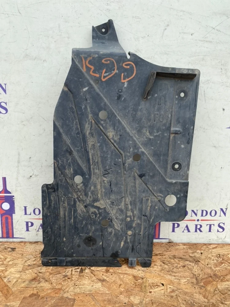 Облицовка днища кузова BMW F30