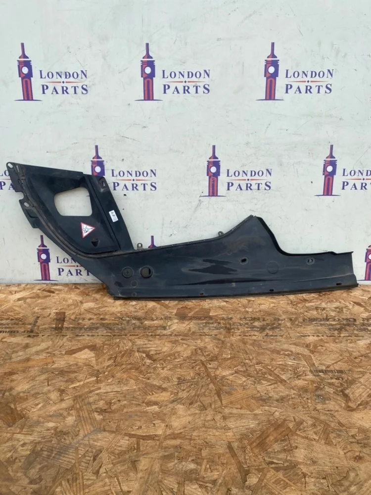 Накладка телевизор BMW F02