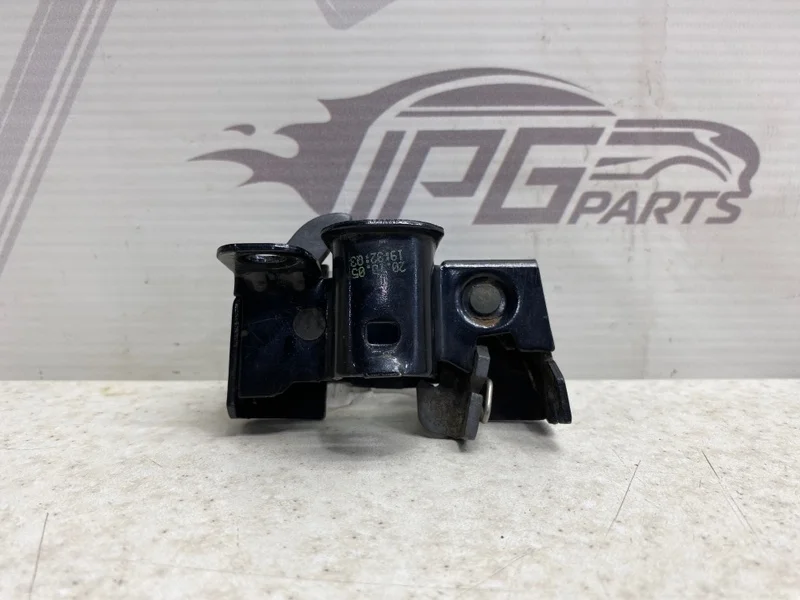 Замок капота нижняя часть Mercedes-benz ML 2006 W164