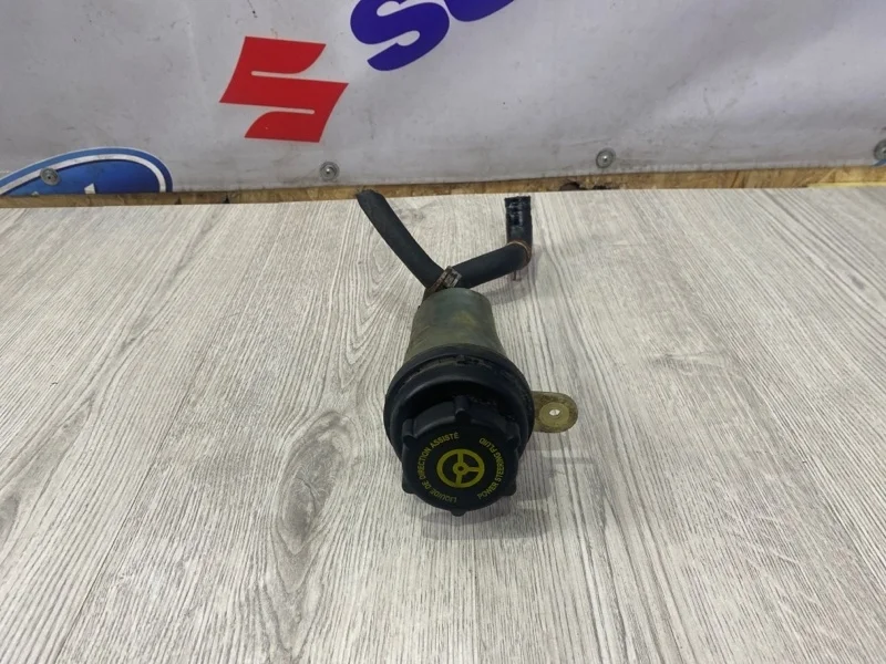 Бачок гидроусилителя FORD FOCUS 2 2009