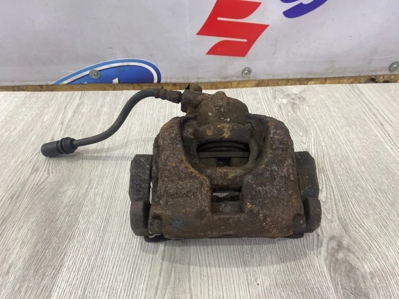 Суппорт тормозной FORD S-Max 2013