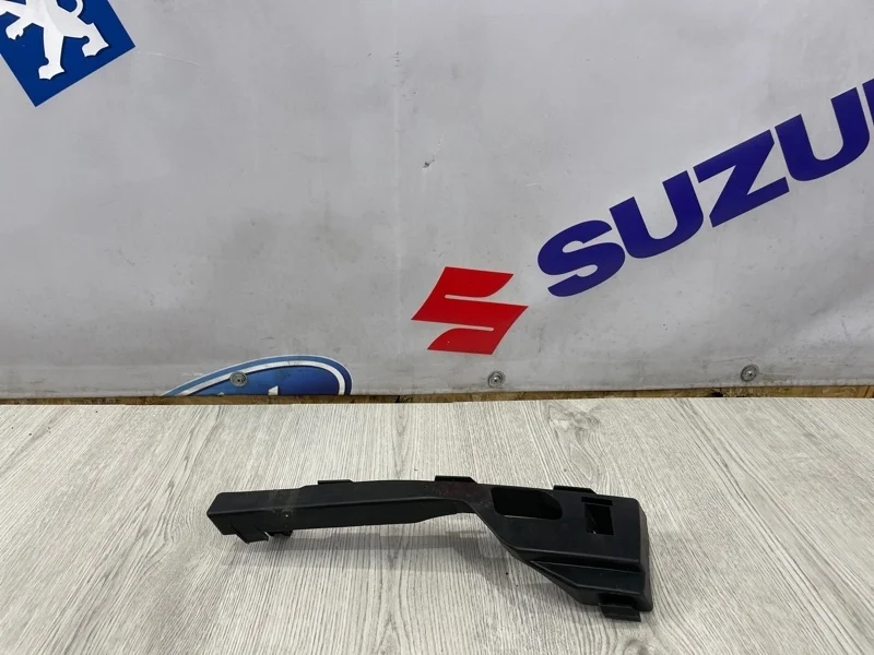 Кронштейн бампера FORD FOCUS 2 2006г