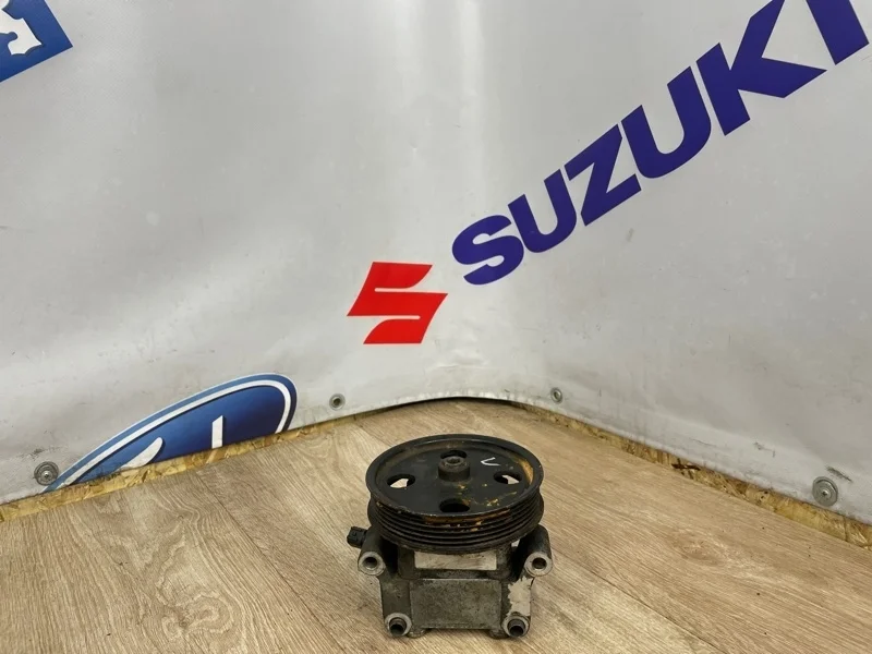 Насос гидроусилителя руля FORD FOCUS 2 2007г