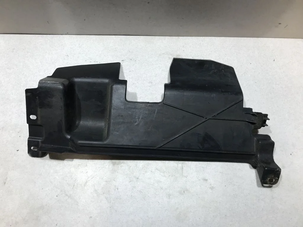 Дефлектор радиатора Nissan Qashqai J10