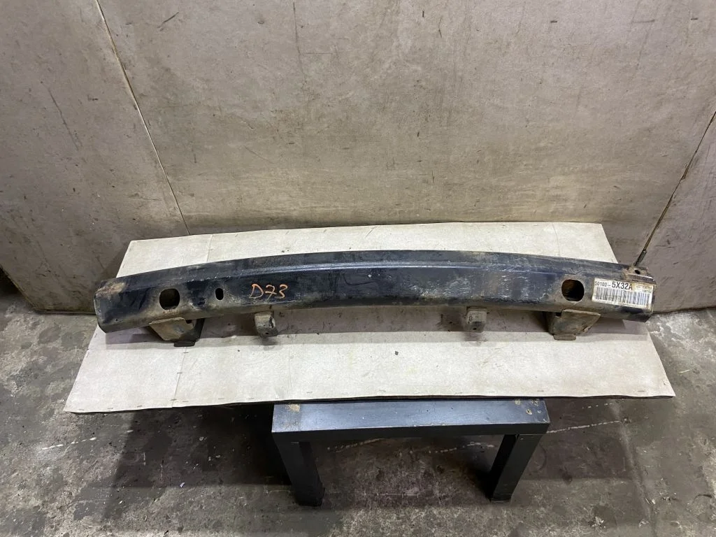 Усилитель бампера Nissan Pathfinder R51