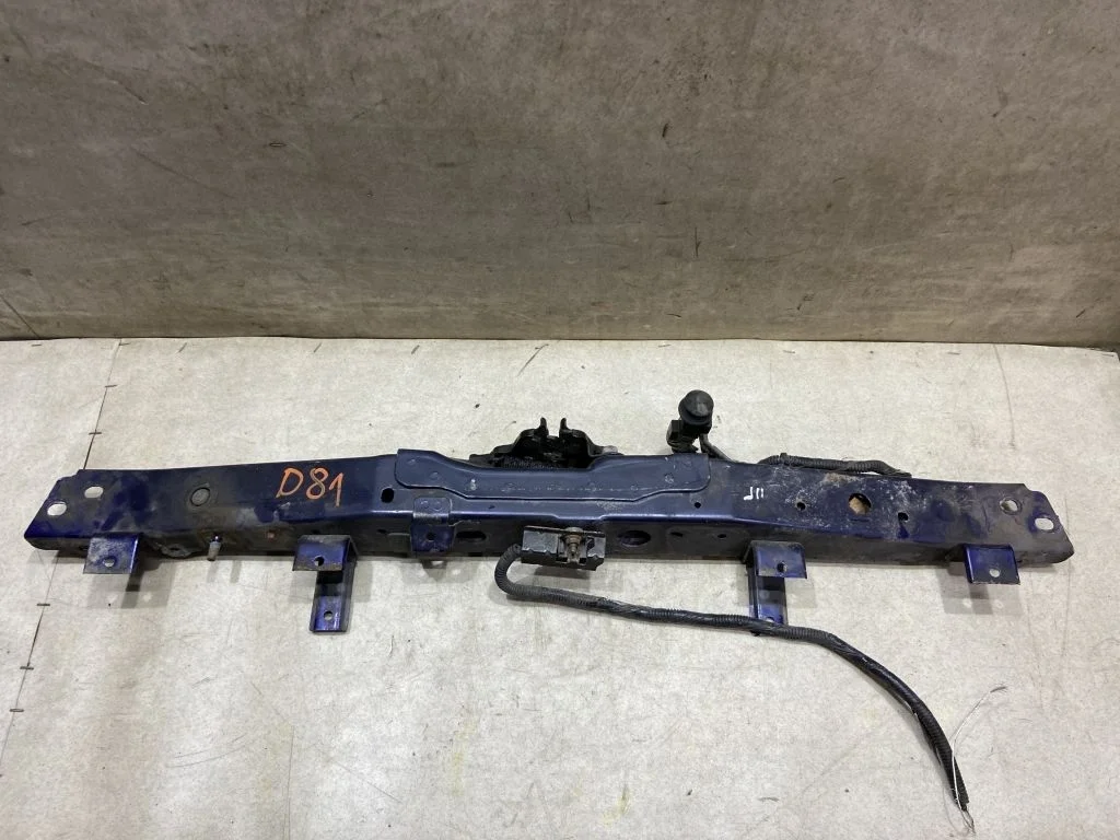 Опора радиаторов Nissan Qashqai J11 Кашкай