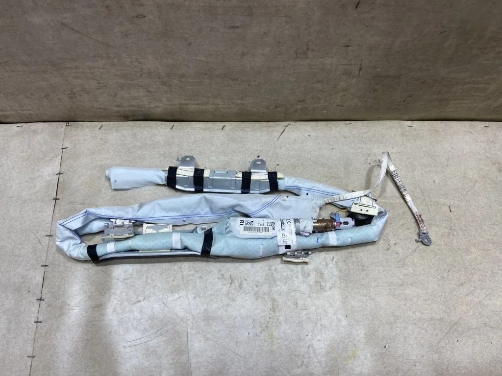 Шторка безопасности правая Nissan Qashqai J11