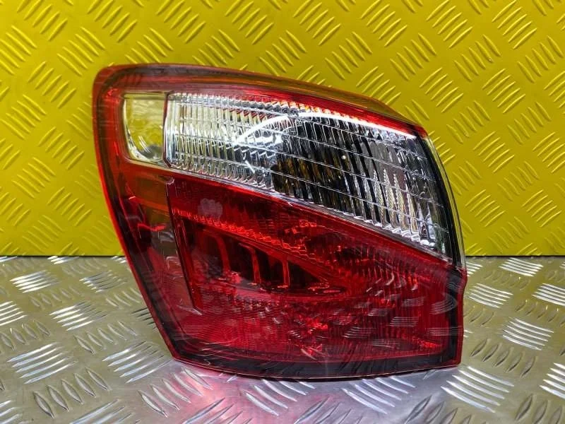Фонарь задний левый Nissan Qashqai (J10) 2006-2013 2010 26555BR00B