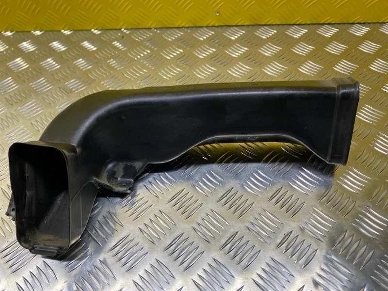 Воздуховод Nissan Pathfinder (R51M) 2004-2013 2007 27870EB000 2.5 D YD25DDTI