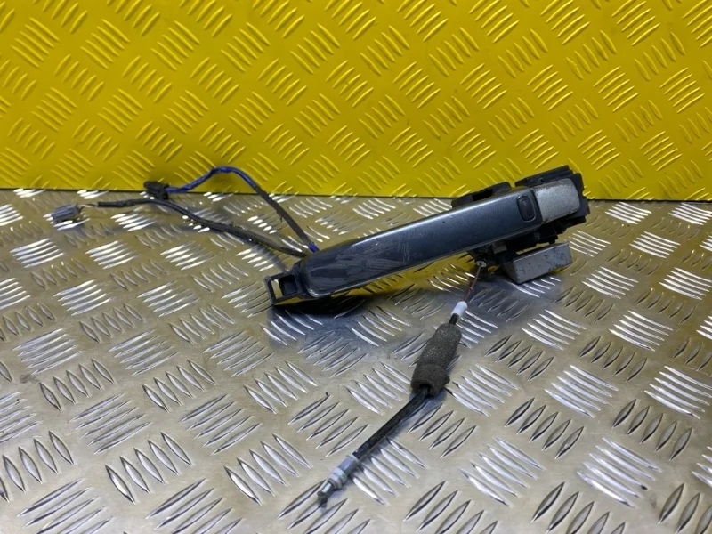 Ручка двери наружная передняя правая Nissan Pathfinder (R51M) 2004-2013 2007 806403X69A 2.5 D YD25DDTI