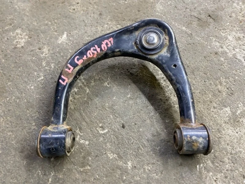 Рычаг передний правый Toyota Land Cruiser Prado 150 (2009-2023) 2014 4861060070 3.0 D 1KDFTV