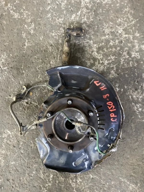 Кулак поворотный правый Toyota Land Cruiser Prado 150 (2009-2023) 2014 4321160240 3.0 D 1KDFTV